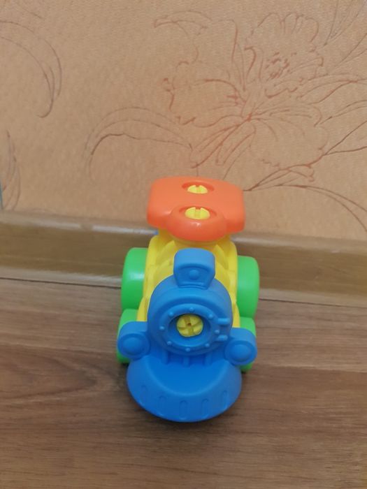 Конструктор, танк, полиция, паровозик