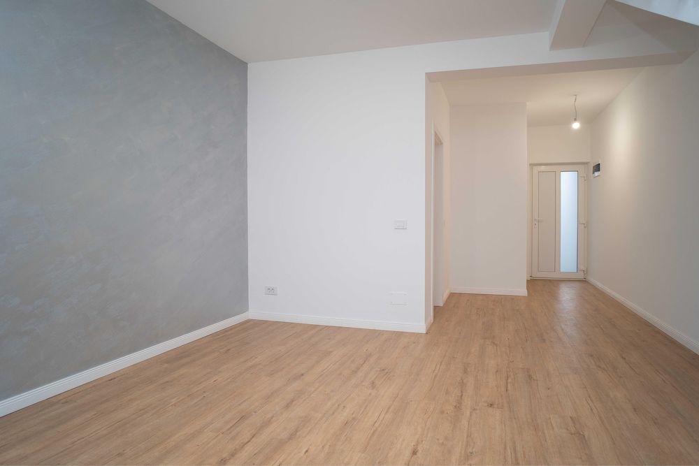 Finalizata !Casa 3 camere D 2 bai 86 mp zona Bucium Visan