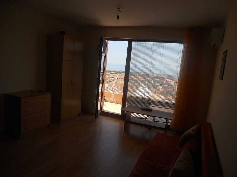 Дава се под наем Едностаен апартамент в Варна, Виница - 38 кв.м за 269.28 € - Снимка #1