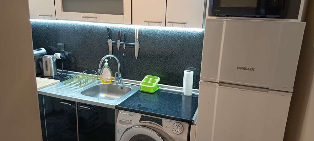 Дава се под наем Едностаен апартамент в Бургас, Център - 36 кв.м за 378.93 € - Снимка #7