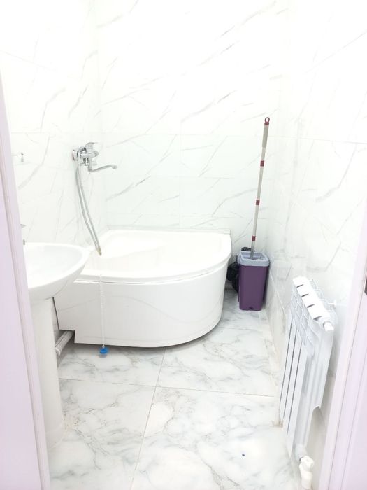 Urikzor cityda 2 xonali uy igaraga beriladi