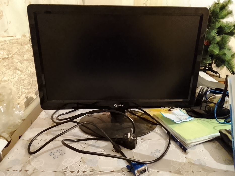 Монитор Qmax 18.5