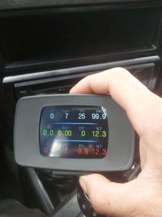 Продавам автомобилен Уред 0-400