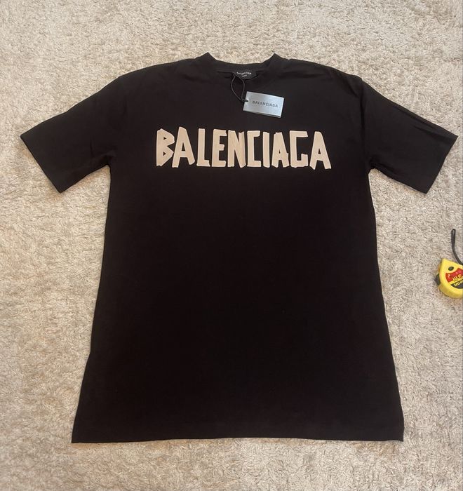 Тениска Balenciaga