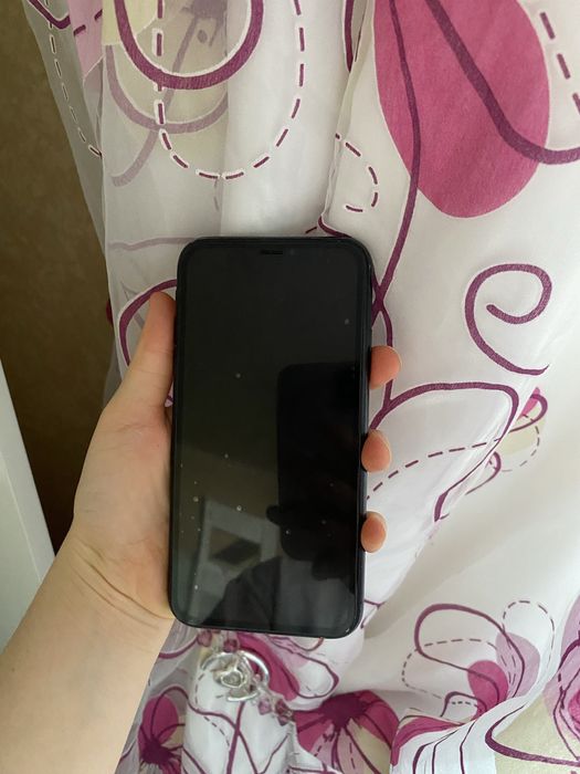 СРОЧНО продаю айфон xr