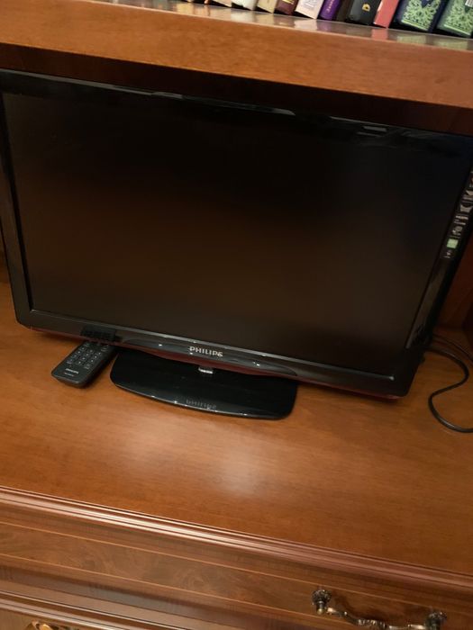 Телевизор PHILIPS,