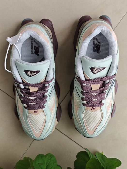 New Balance 9060