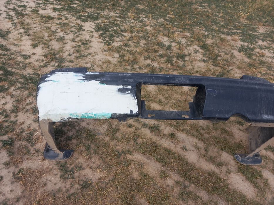 Продам бампер передний ниссан цефиро