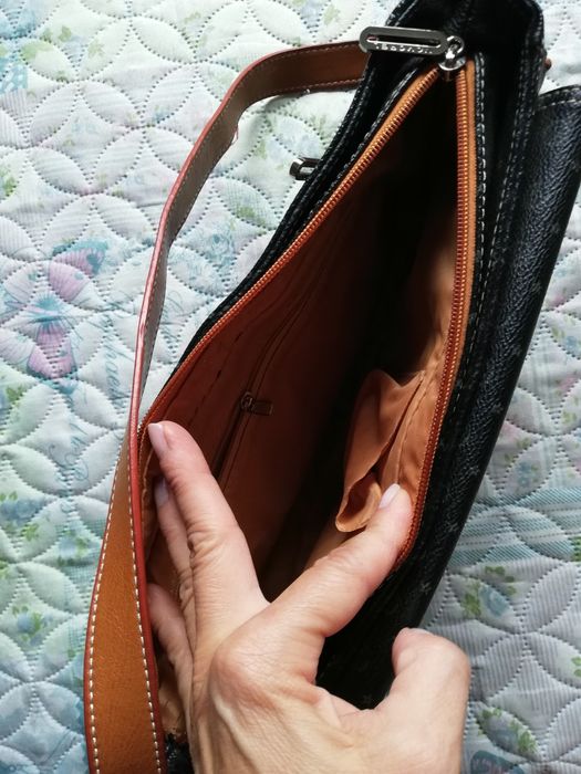 Разпродажба на чанти