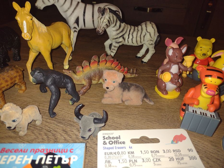 Детски забавни фигурки с животни 27 бр +нови карти Ч.Петър.