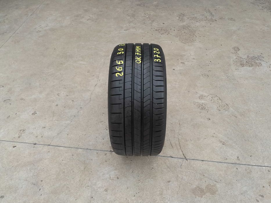 O anvelopa de vara 265 30 20 pirelli p zero pz4 cu 7 mm dot 3720