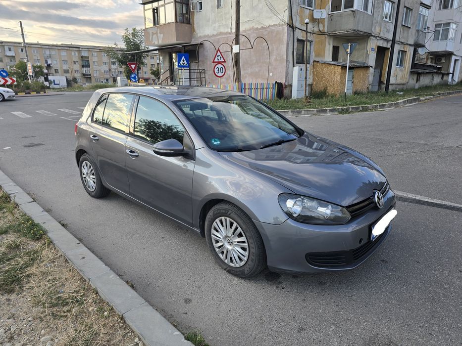 VOLKSWAGEN Golf 2010 — imagine 2