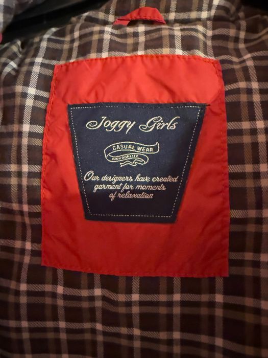 Дамски спортен елек