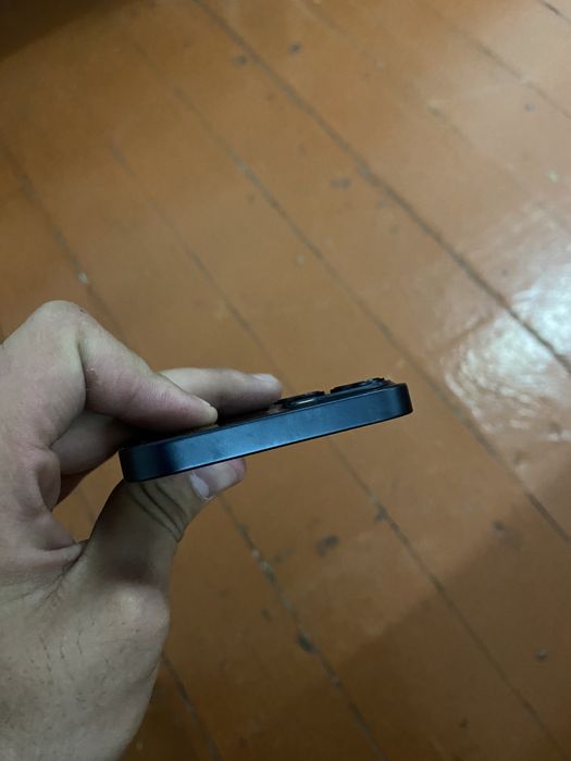 Айфон 13,128гб,аккумулятор 100%