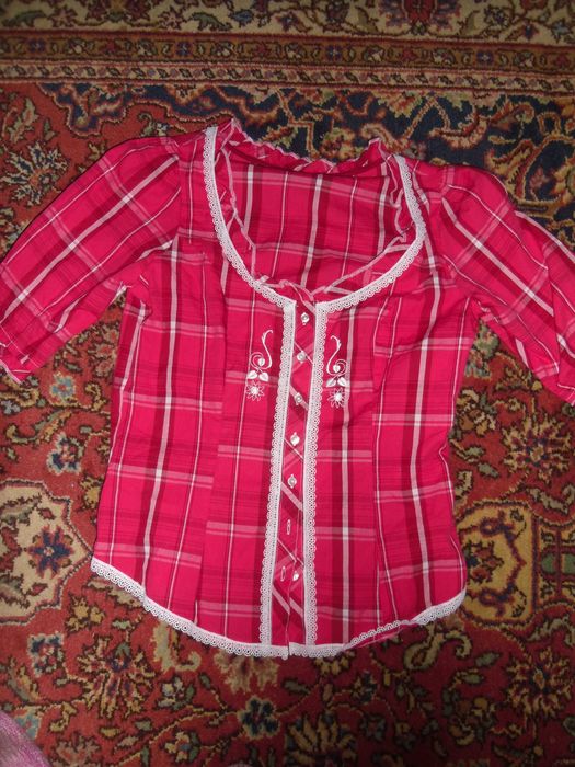 bluzica subtire noua