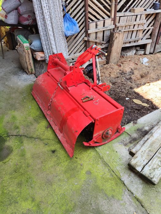 Vând tractor Bertollini