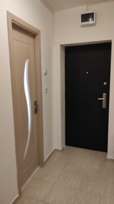 Inchiriez garsoniera zona Lujerului
