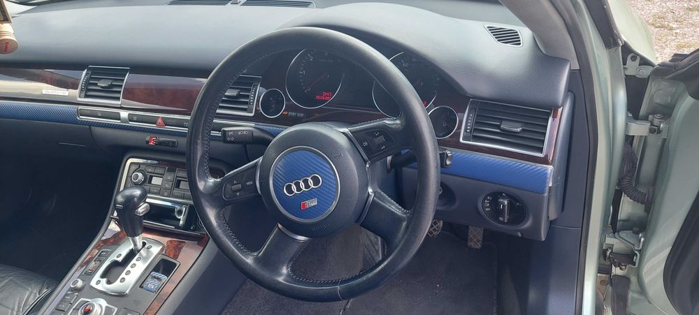 Audi A8 4.0TDI , Ауди А8 4.0 ТДИ на части!
Април 2004