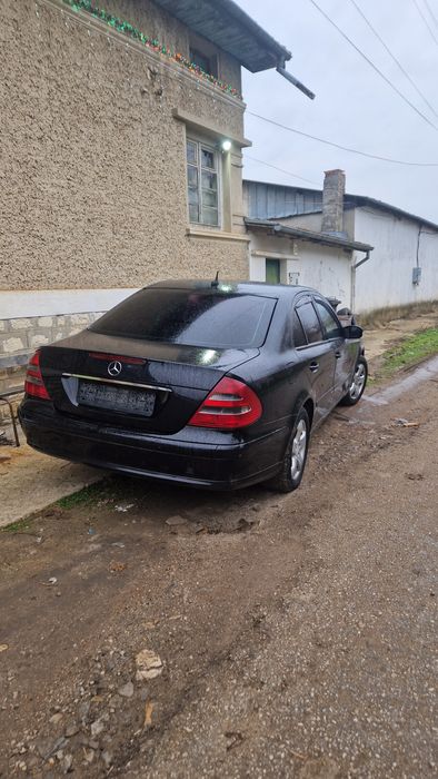 На Части Mercedes E270 CDI