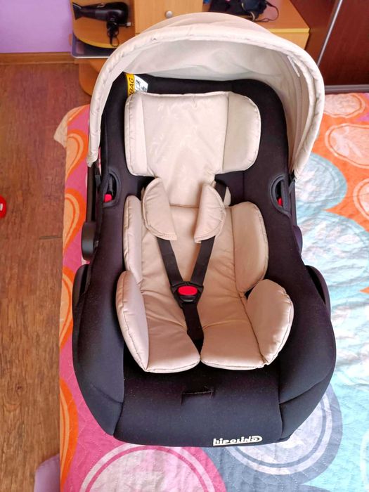 Детско столче за кола Chipolino Amore i-Size (40–85 см)