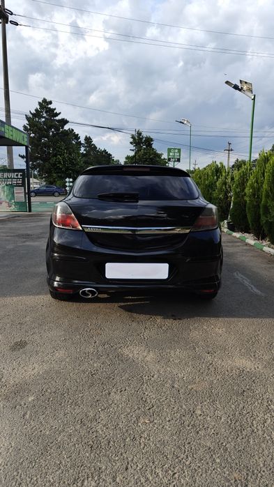 Opel Astra H GTC