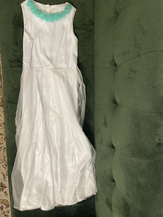 Вечернее белое платье (11-12 лет)