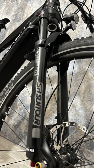 Vand bicicleta electrica E-bike full suspension Centurion Lhasa E 29