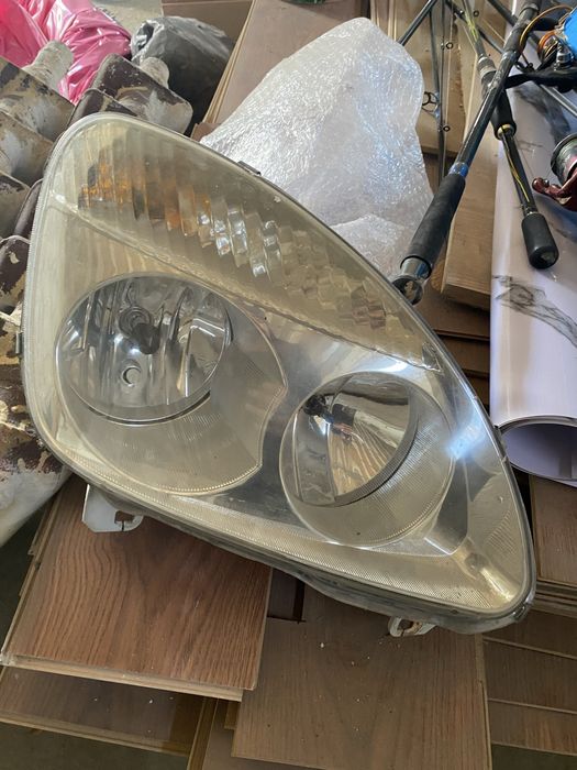 Фар на газель правая