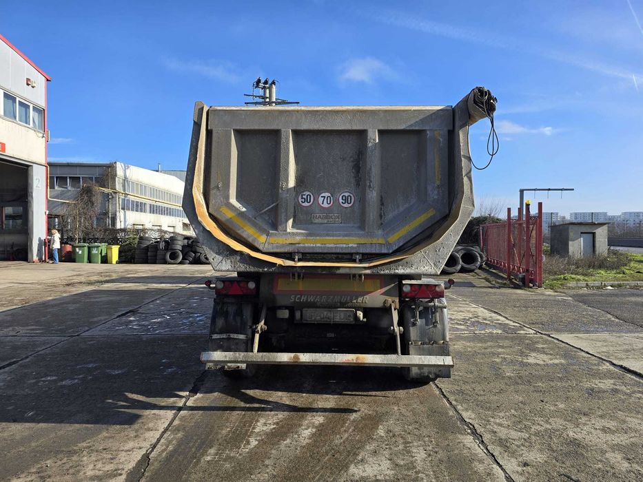 Semiremorcă basculantă Schwarzmüller SK