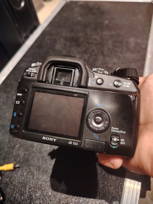Фотоапарат Sony DSLR-A100