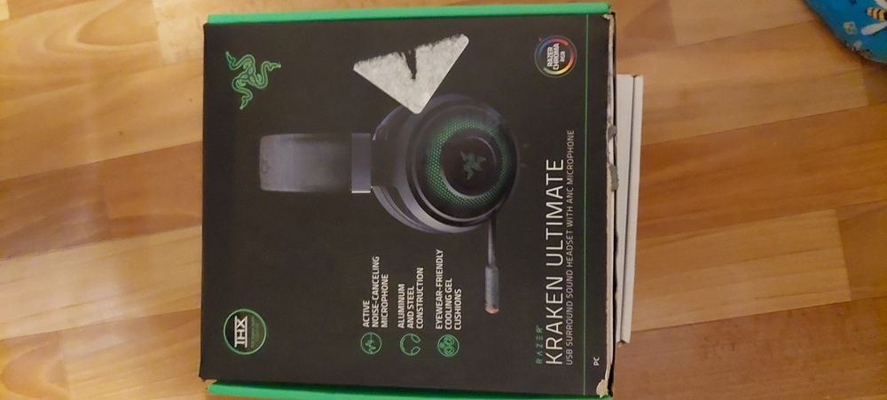 Геймърски слушалки Razer Kraken Ultimate (с оригинална кутия).