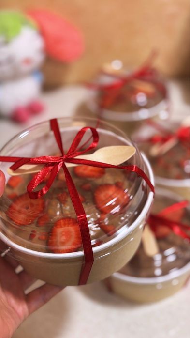 Трайфл свежие.