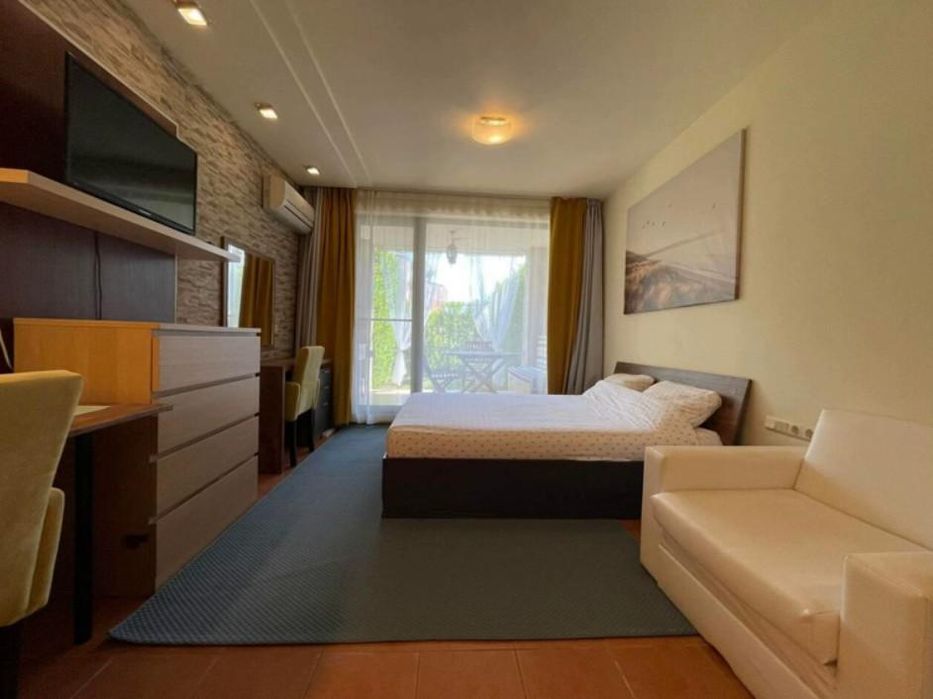 Продава се Едностаен апартамент в Созопол - 42 кв.м за 1381 €/кв.м - Снимка #1