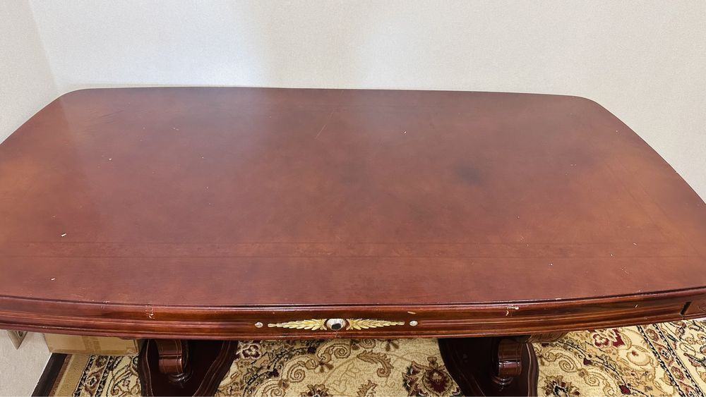 Продам стол большой б/у