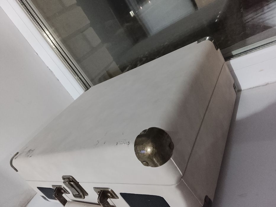 Виниловый проигрыватель