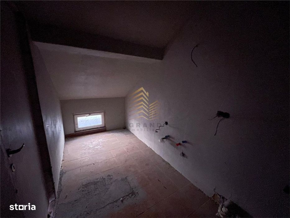 Apartament 4 Camere|Decomandat|Zona Decebal Strada Eroilor