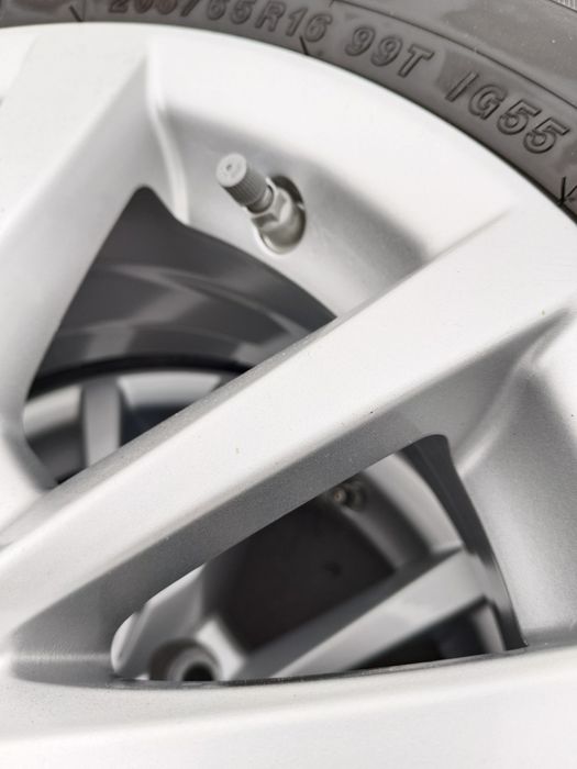 Шина Зимни Шипи .