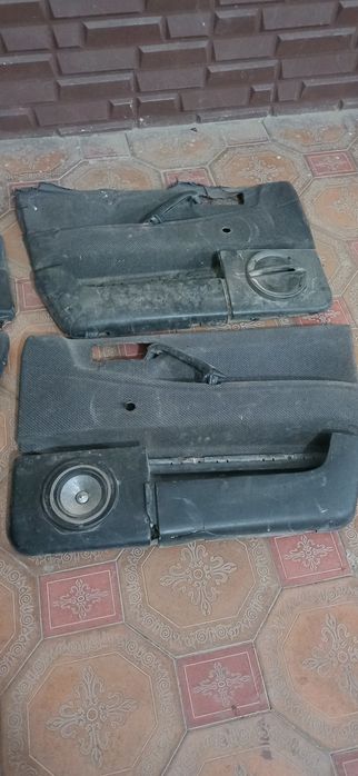 Обшивка на двери пассат б3