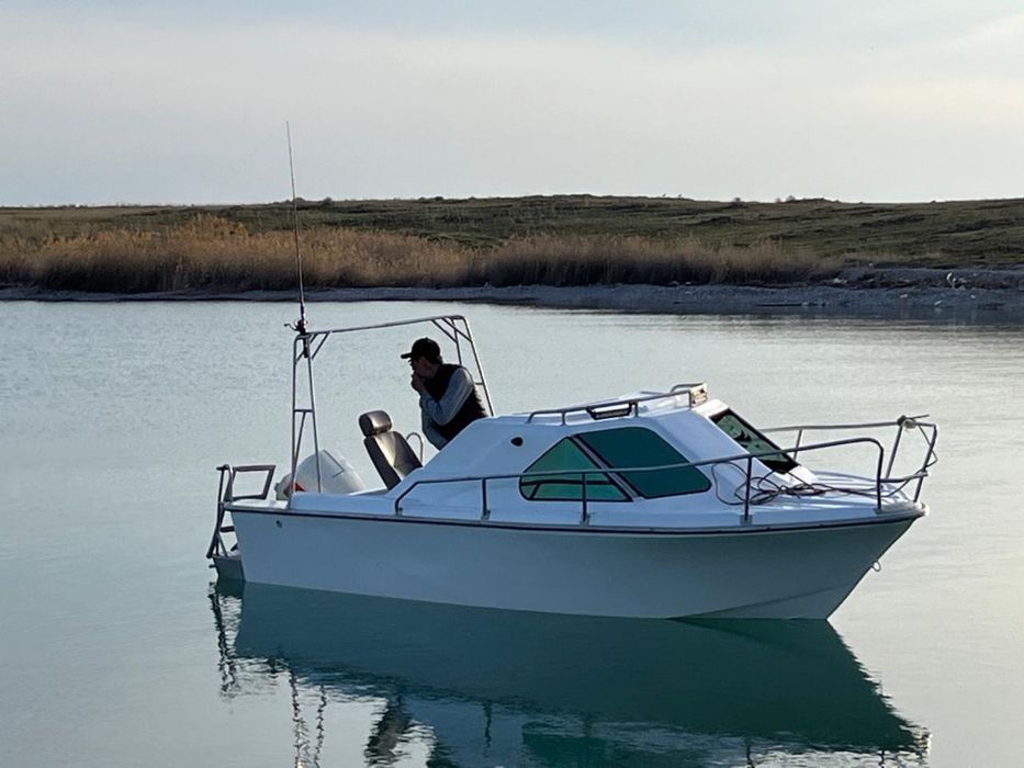 Продается катер Бриз 5