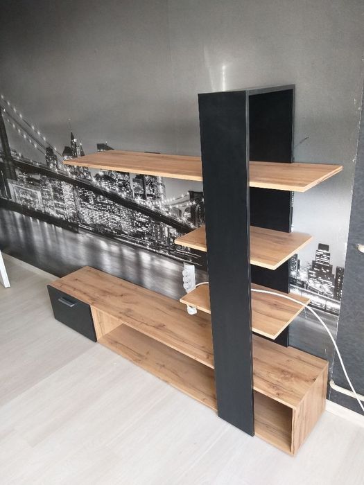 Модерна холна секция / ТВ шкаф – Дъб и Черно