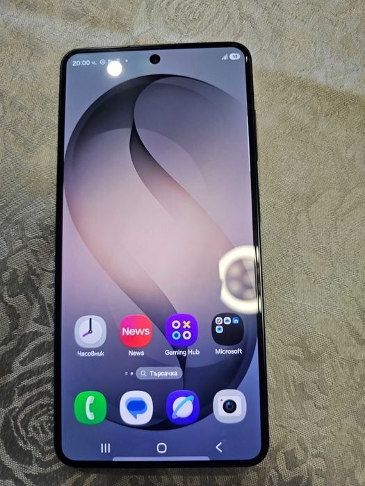 Телефон Samsung s26