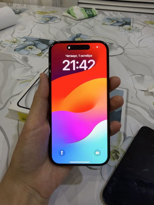 Срочно продам Iphone 15
