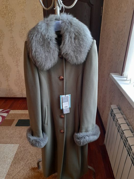 Продам кашемировое пальто