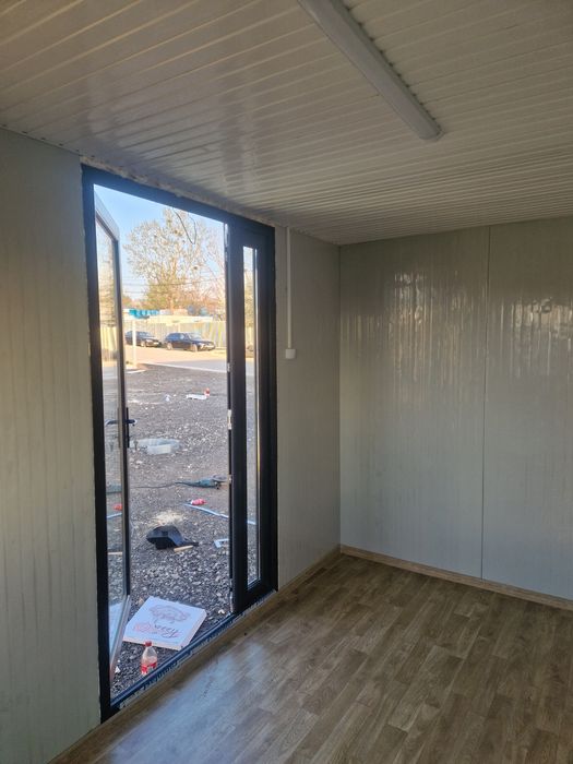 Vând containere modulare 6x5