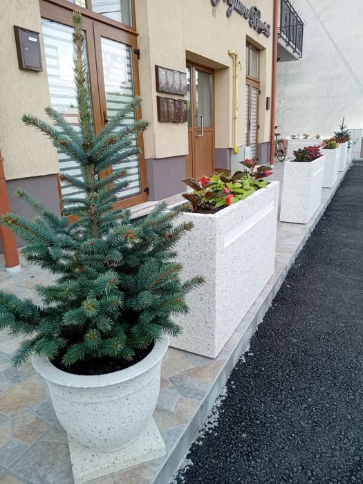 Jardiniere ghivece vaze etc