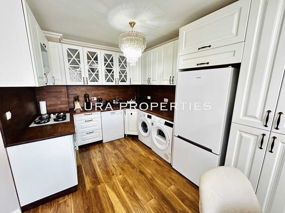 Продава се Двустаен апартамент в Разград, Варош - 68 кв.м за 1800 €/кв.м - Снимка #4