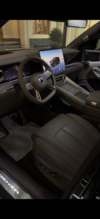 Продаётся своя Denza N9 2025Y
