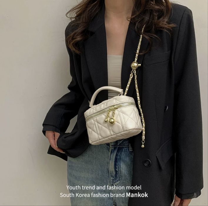 Новая сумка вместительная