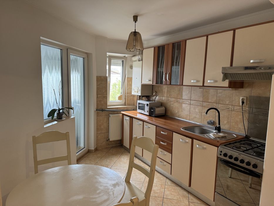 Apartament de inchiriat