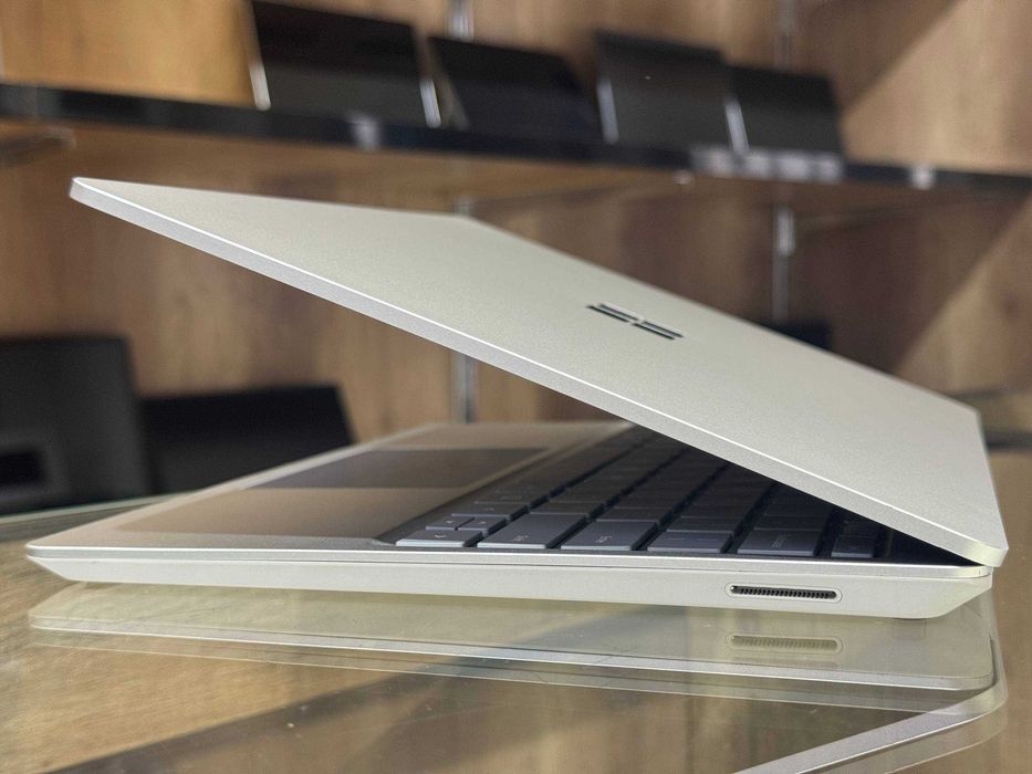 SURFACE LAPTOP GO CORE i5-1035G1, 16гб, 256ssd